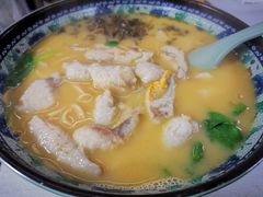 -明呈黄鱼面馆(斜土路店)