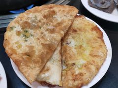 -周老三跷脚牛肉·全牛火锅(非遗传承店)