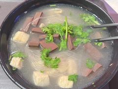 -回味鸭血粉丝汤(新城市广场店)