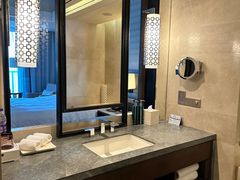 -舟山希尔顿酒店