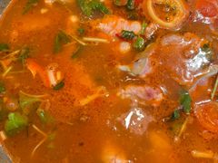 -野山舂·贵州现舂酸汤火锅(鸿通城店)