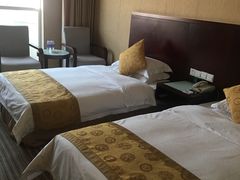 -华雅花园大酒店