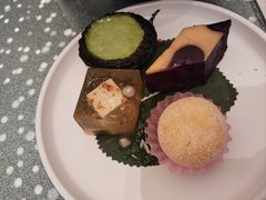 -来龙宴龙文化博物餐厅(假日广场店)