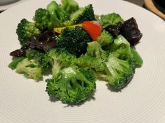 -港丽餐厅(来福士店)