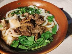 花溪牛肉粉-黔香阁·味(花木店)