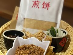 -鲁菜根·泰安菜(万达店)