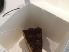 -Fridi Patisserie Cafe