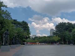 -英雄广场
