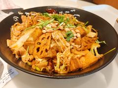 -鲜鲜坊麻辣香锅(国际大厦店)
