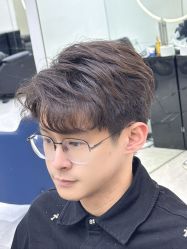 -赤道 Hair Salon