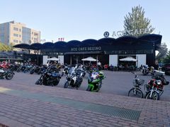 -ACE&CAFE火车咖啡厅(751店)