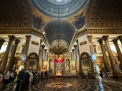 -滴血救世主教堂