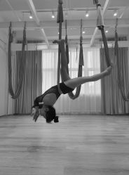 -亚太瑜伽普拉提学院