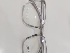 -GOOMI久米眼镜·蔡司·依视路·明月官方授权店(龙德紫金店)