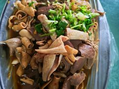 -无名牌猪脚店