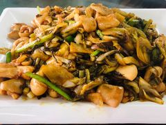 西瓜酸炒猪大肠-米岗农庄