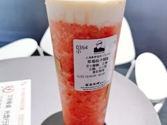 桃子草莓酪酪-LELECHA乐乐茶(美罗城店)