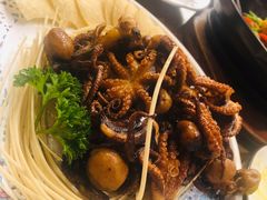品海小巴蛸-品海楼·大连海胆锅贴馆(东港店)