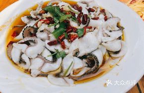 Famous Sour Cabbage Eel Fish