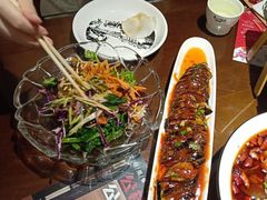 -东口码头·烧鸽子·鱼头泡饼·地方菜(金鹰悦城店)