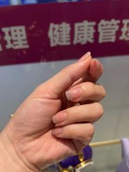 -孔雀手美甲美睫护理