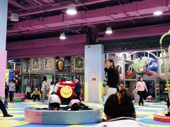 -天空之城欢乐嘉年华苏州店(环球188广场店)