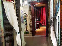 -东口码头·烧鸽子·鱼头泡饼·地方菜(金鹰悦城店)