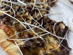 莱芙缇牛肉披萨-LYFATTI 莱芙缇(赣水路店)