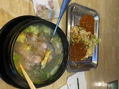 -大佬李砂锅(钱江财富广场店)