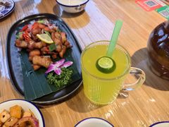 -老滇山寨•云南特色菜•地方菜•民族风情歌舞表演(金碧店)