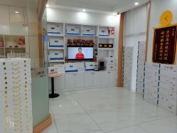 -靓芙泉祛痘.科技美肤连锁