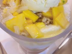 雪山甘露优酪雪-满记甜品(巴黎春天宝山店)