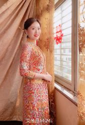 -艾米丽婚纱礼服