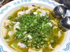 青花椒酸菜鱼-花椒俏川菜小馆(南海万达店)