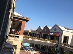-王府井奥莱临潼小镇(临潼店)