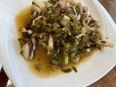 本地鱿鱼炒雪菜-洲晓鲜·舟山海鲜大排档(朱家尖风景区店)