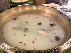 -颜氏双江清水鱼一养身火锅(磁器口店)