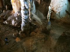 -波斯托伊纳溶洞