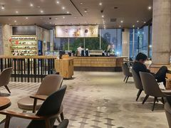 大堂-星巴克臻选(湖滨道店)