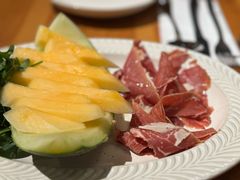 意大利圣丹尼火腿配蜜瓜-TIAGO HOME KITCHEN(王府中环店)