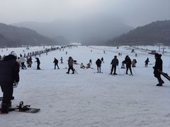 -济南卧虎山滑雪场