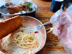 -I HOLIC艾豪丽披萨(KKone店)