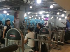 -一兆韦德健身(张杨路店)