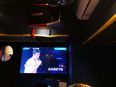 -云晓光头烧烤吧(川沙绿地店)