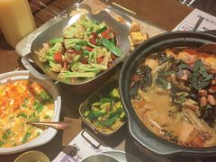 -神府路壹号·海鲜烧烤·砂锅粥·锅物(三坊七巷店)