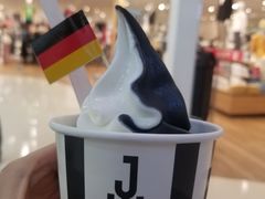 -JW德国冻酸奶Frozen Yogurt(龙湖成都滨江天街店)