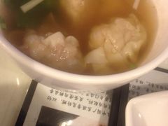 -新大咀港式茶餐厅(宝山万达店)