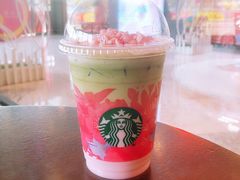 冰粉樱冰抹茶拿铁-星巴克臻选(盐城金鹰聚龙湖店)