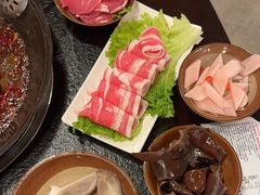 -渝井巷重庆老火锅(沈阳吉祥店)