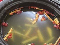 -花苑美食横琴生蚝火锅(拱北粤华路店)